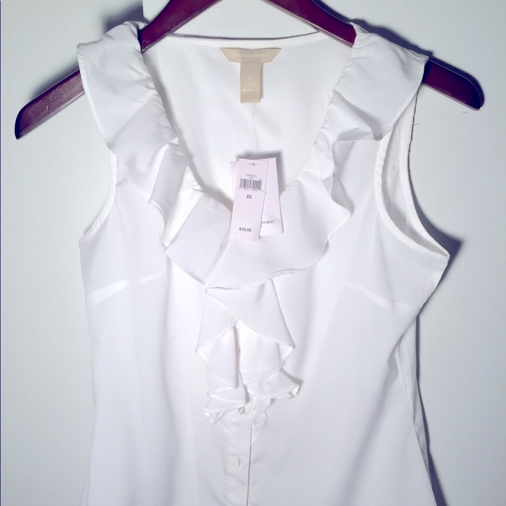 NEW XS Banana Republic White top